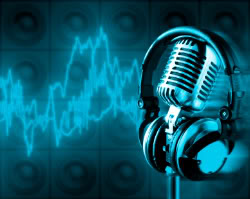This image has an empty alt attribute; its file name is recordingstudio.jpg